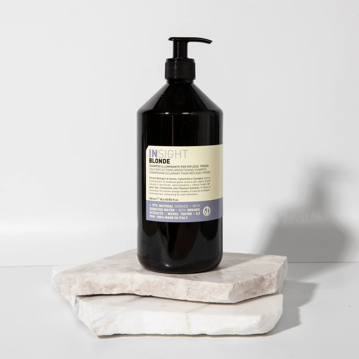 Insight Blonde Cold Reflections Eliminate Yellow Shampoo 900ml