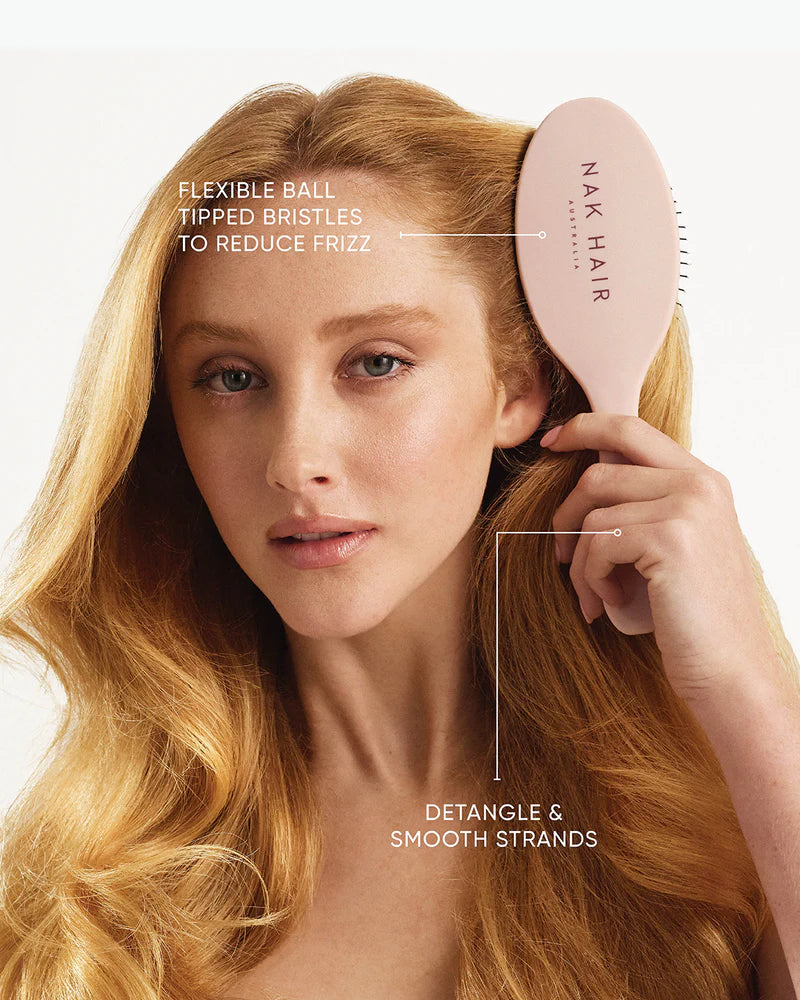 Nak detangle & styling brush