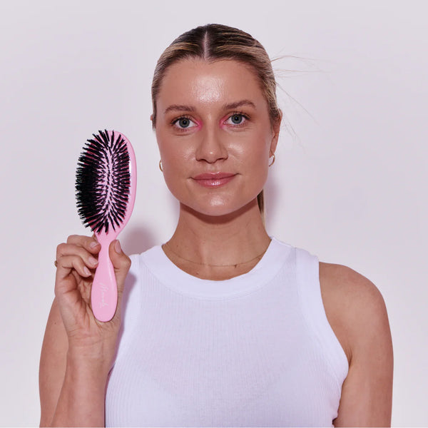 Mermade the styling brush